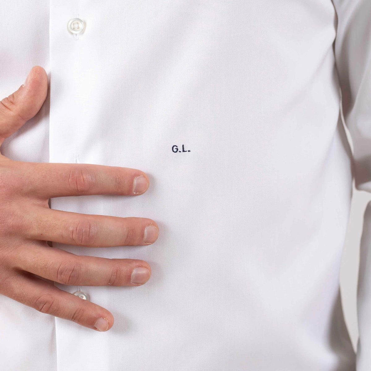 dress shirt embroidery initials Though maybe not on trend right now, I still love having my initials put on the cuff of my shirts. Super cool way of adding personalization to your clothes!